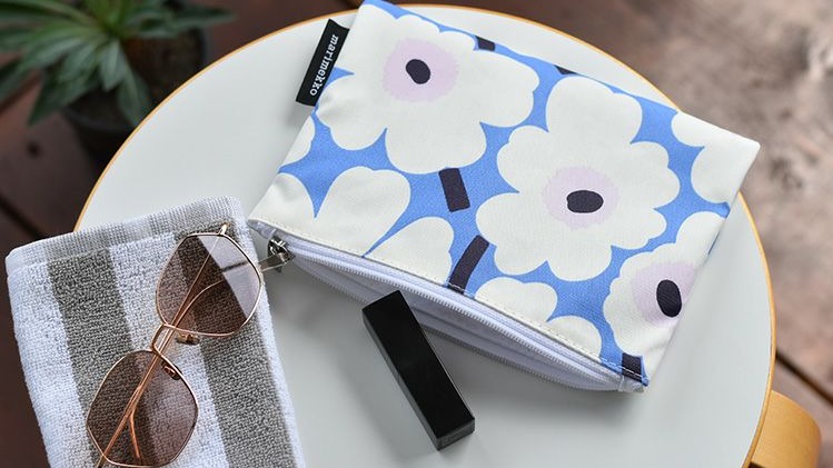 北歐風格袋著走！芬蘭設計品牌「Marimekko」「Lapuan Kankurit」人氣包款15選