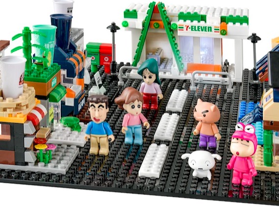 小新駕到！ 7-ELEVEN首推「蠟筆小新動感積因集點送／門市快閃購」 多款積木公仔、迴力車療癒你的日常