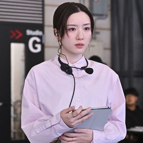 日劇《新聞主播》4月14日開播 阿部寬與道枝駿佑合作竟產生「大叔式煩惱」,永野芽郁拍戲拍到流鼻血