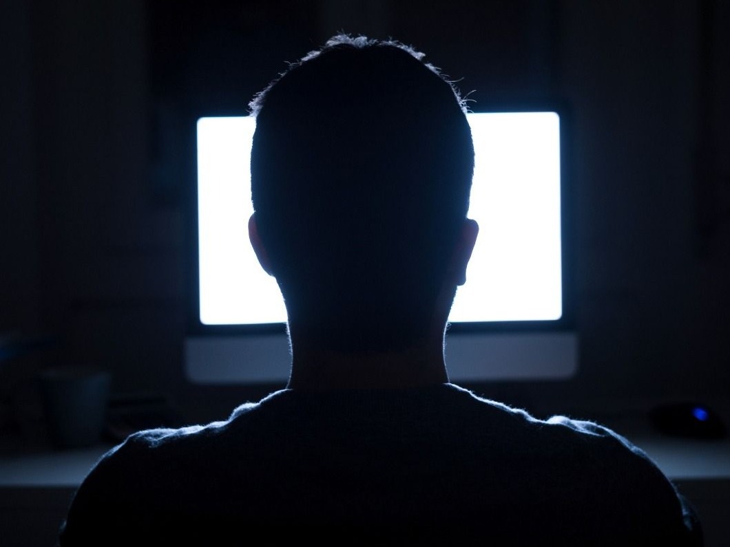 三人彼此不認識,卻一起殺了同個人?在網路上結成的駭人犯罪「闇網殺人事件」