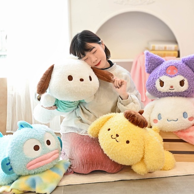 好拍又好逛！ 三麗鷗巨大扭蛋機、Pingu™ 主題展開跑 KHTOY 新春變身嘉義最萌走春首選