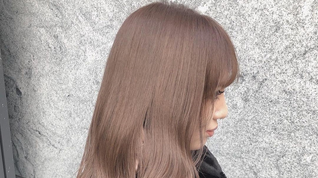 2023年春季染髮推薦！「巧克力系」髮色10選，就算褪色也很完美
