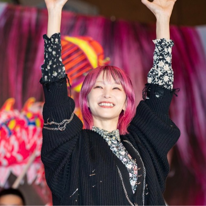 【現場報導】搖滾精靈 LiSA 北車見面會預祝歌迷「馬上有票」，清唱〈紅蓮華〉令全場沸騰