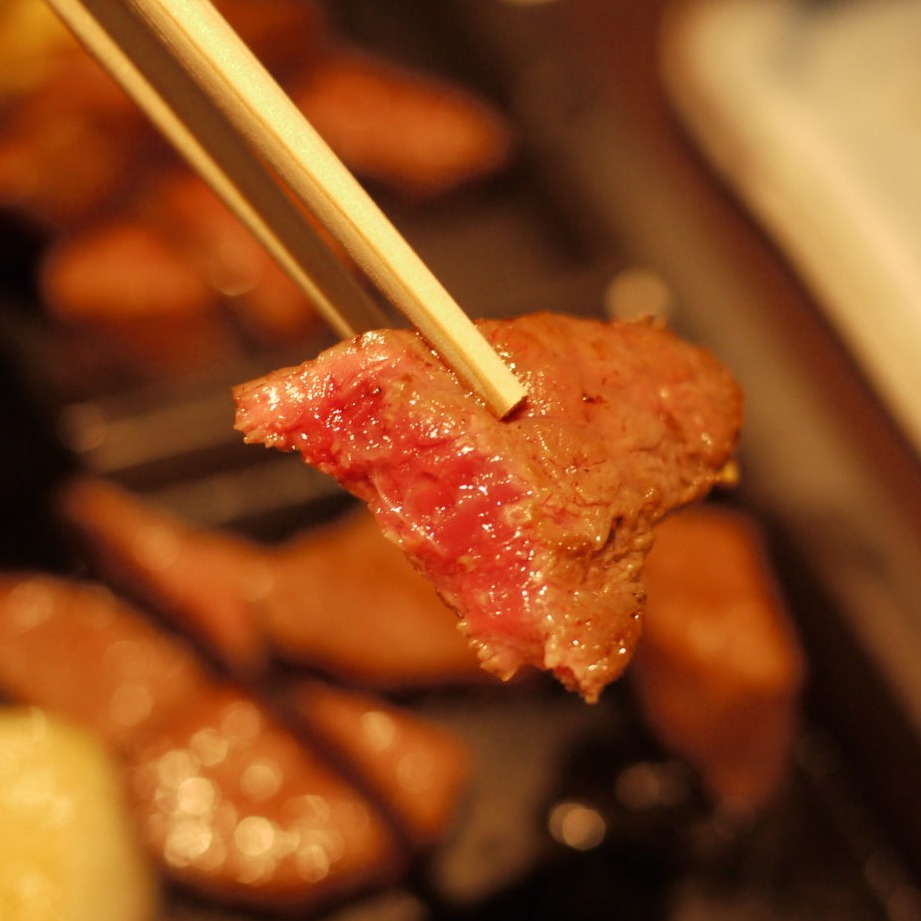 連疫情也無法擊垮的好滋味!神戶吃百年老店「神戶牛排莫利亞(モーリア)」