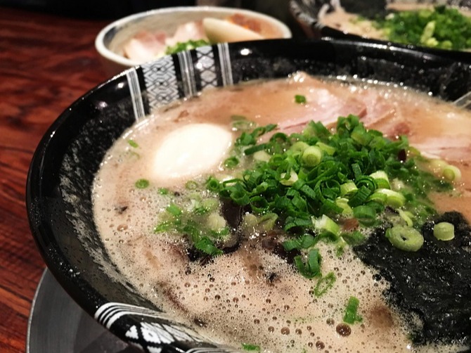 疫情也無法擊垮的九州拉麵！福岡必吃的醇厚滋味「博多一双拉麵」