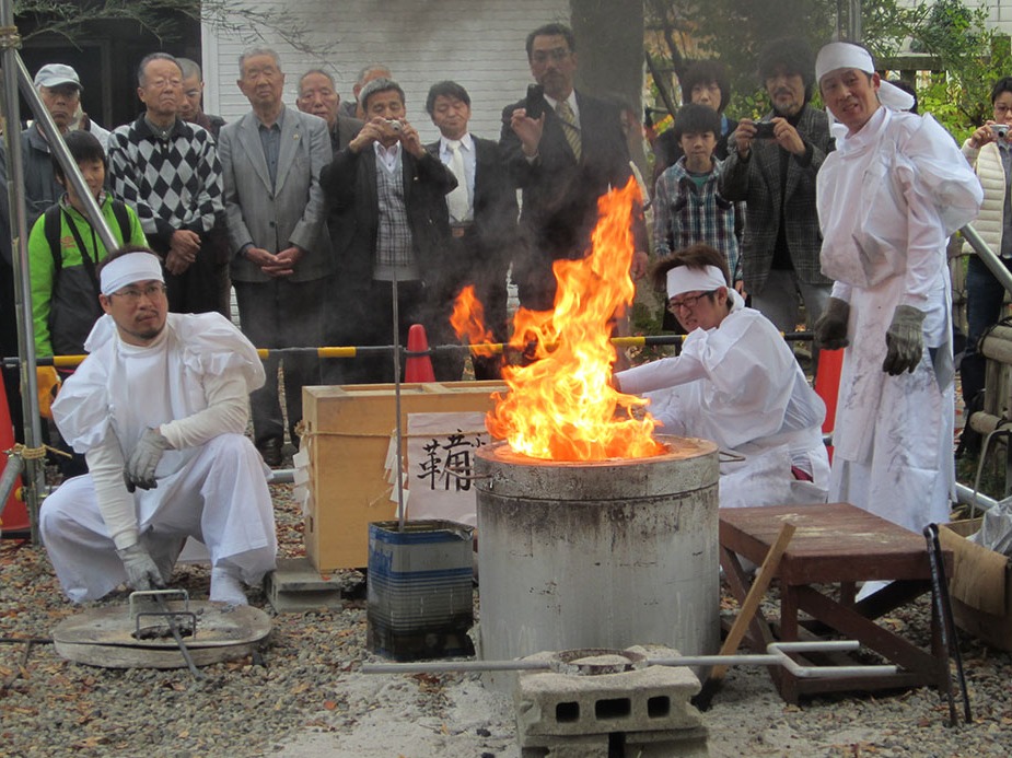 能讓人致富的橘子?屬於打鐵師傅們的日本祭典「鞴祭」(ふいごまつり)是什麼?