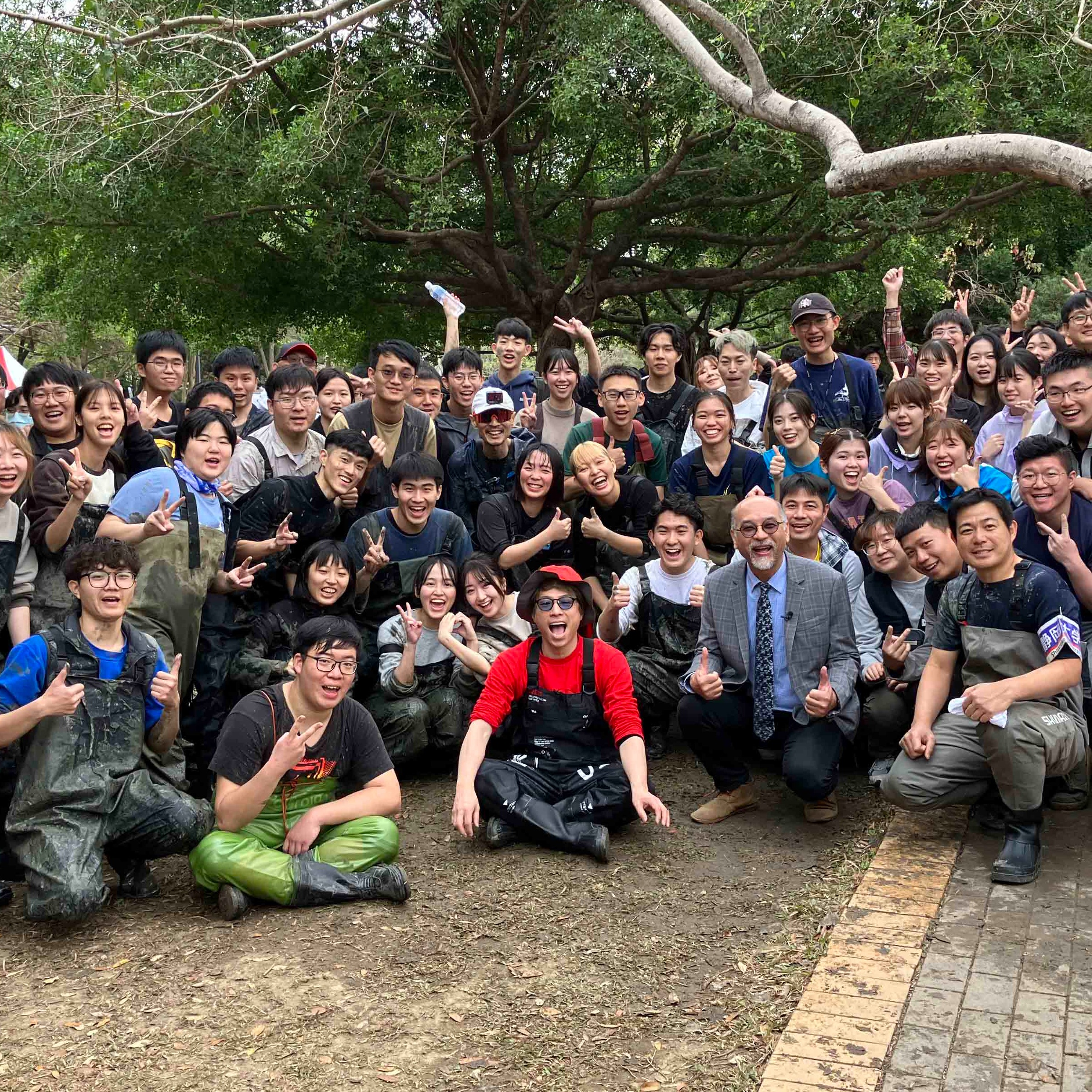 小淳來台好吃驚！抽光中興大學池水驚見鯊魚？