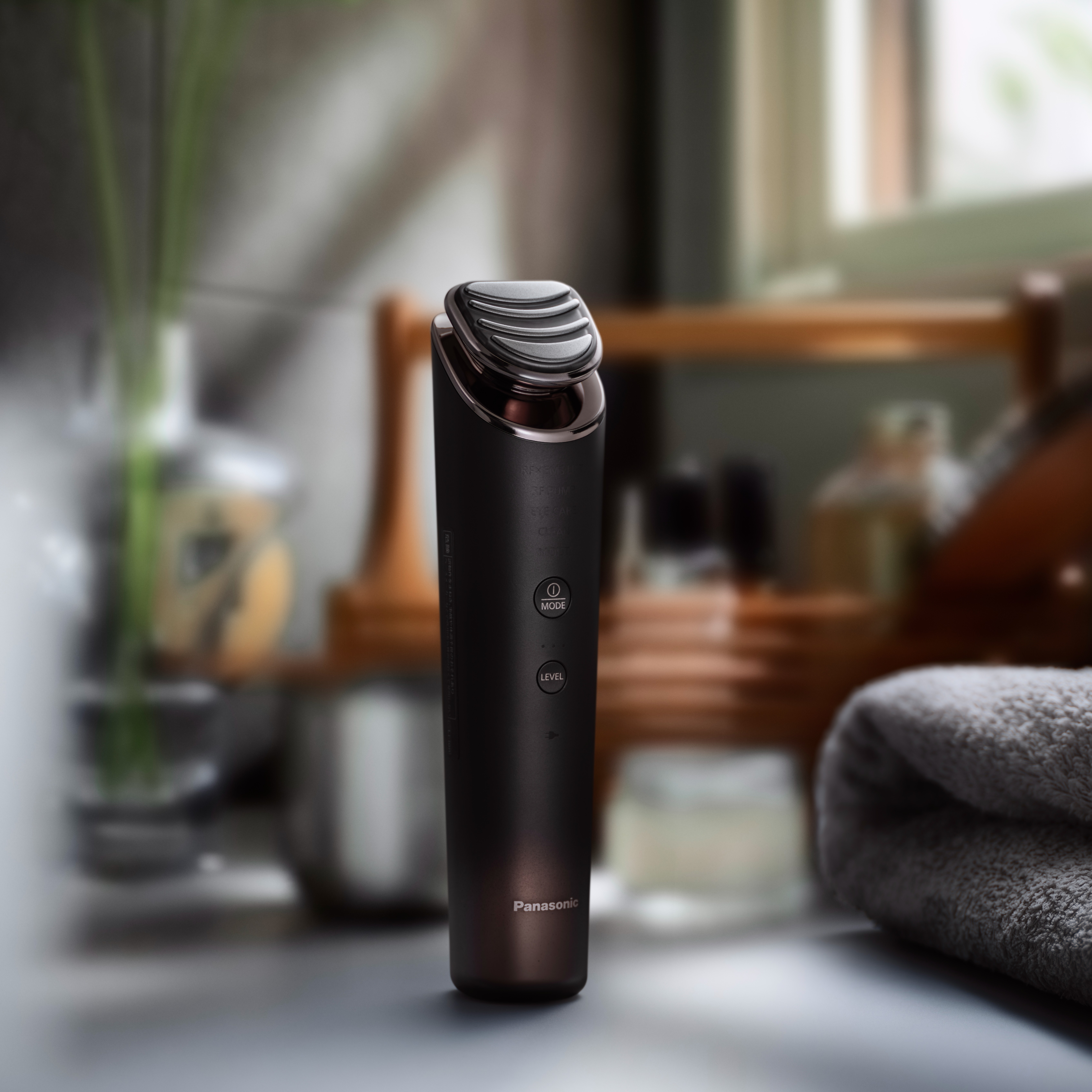 美肌神器降臨！松下VITALIFT RF EX多功能美容儀全面升級，輕鬆體驗奢華沙龍級保養