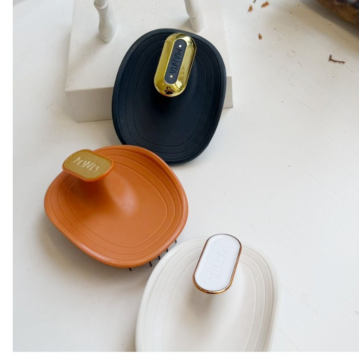 髮質差真的不是天生！ReFa 吹風機＋英國 MANTA 護髮梳：從根源終結斷髮毛躁，梅雨季也能逆襲「高級絲緞光」