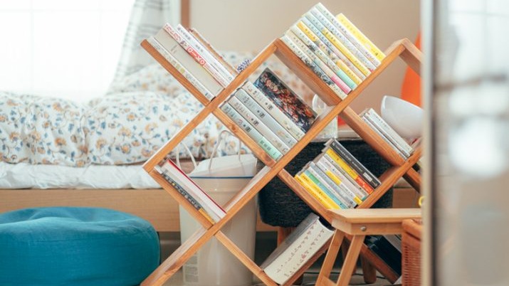 給愛書人的11種藏書收納法！單身小宅也能輕鬆收納大量書籍