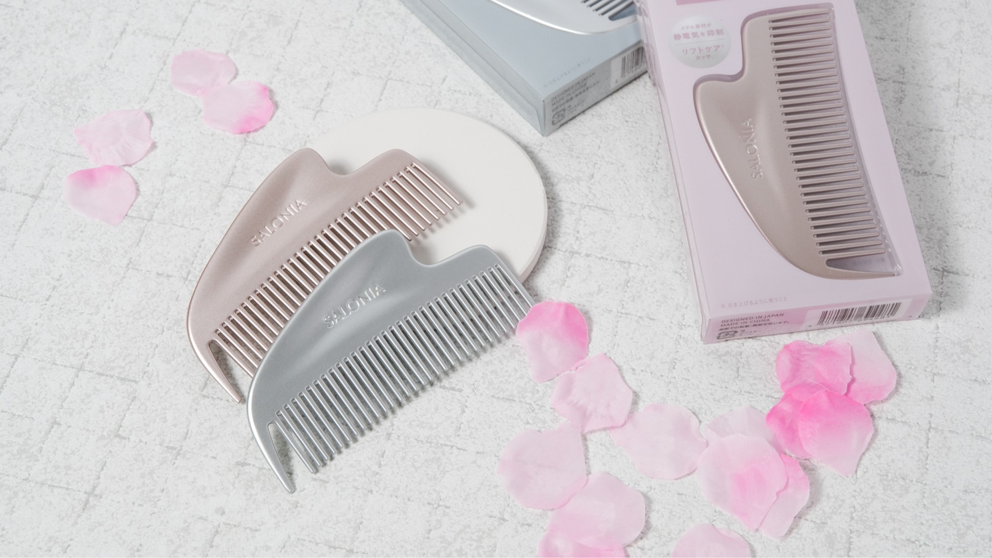 日本藥妝店掃貨清單+1！SALONIA「光澤刮痧順髮梳」梳頭兼按摩，每日的頭皮沙龍SPA高CP入手！