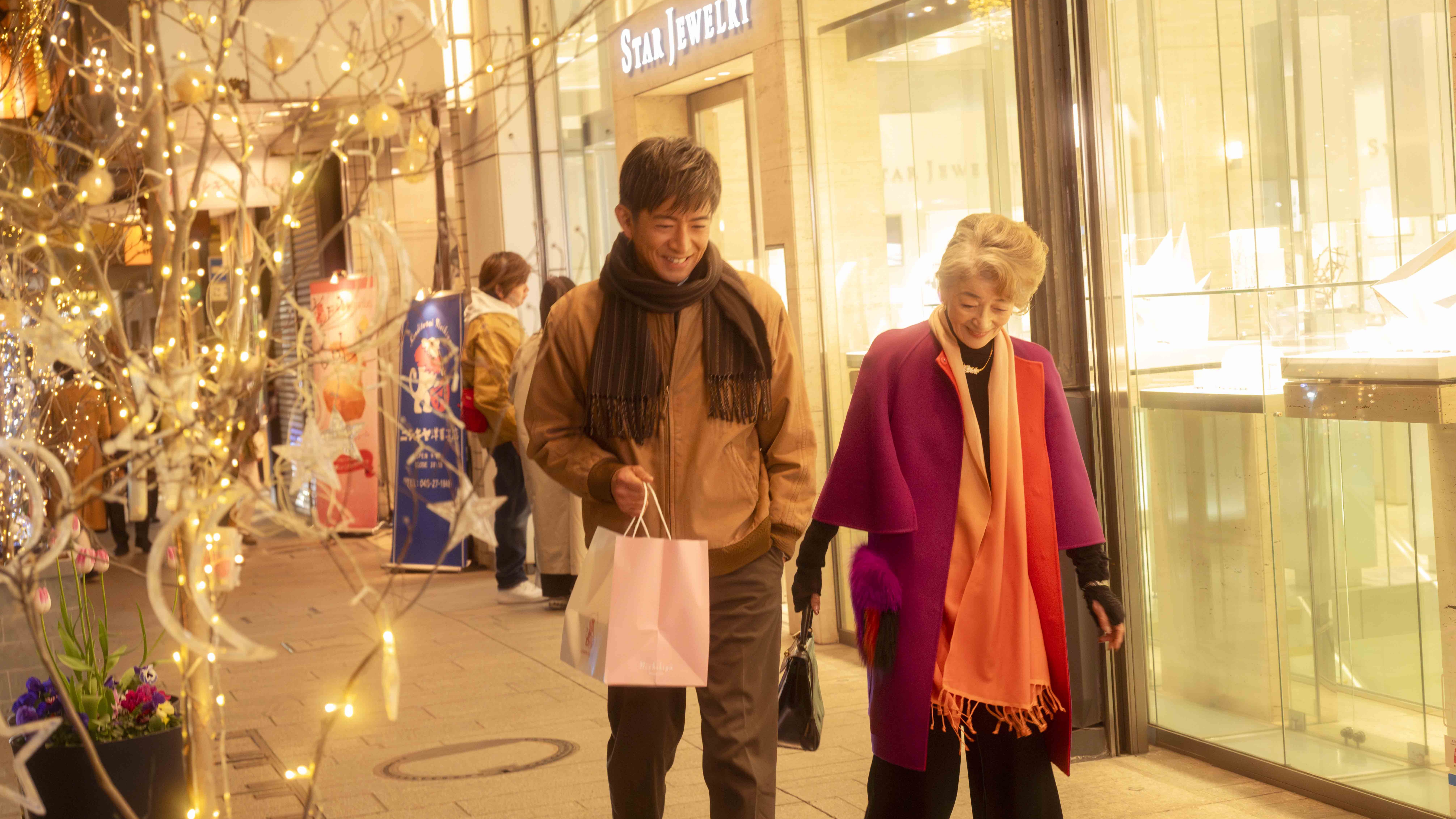 《東京計程車》12月24日在台上映 木村拓哉化身暖心司機 倍賞千惠子挽胳膊漫步橫濱街頭