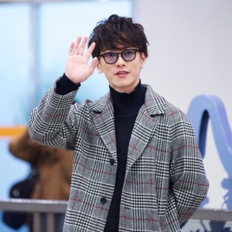 佐藤健下週快閃來台！《初戀》國民男友登台時間、機場在這裡