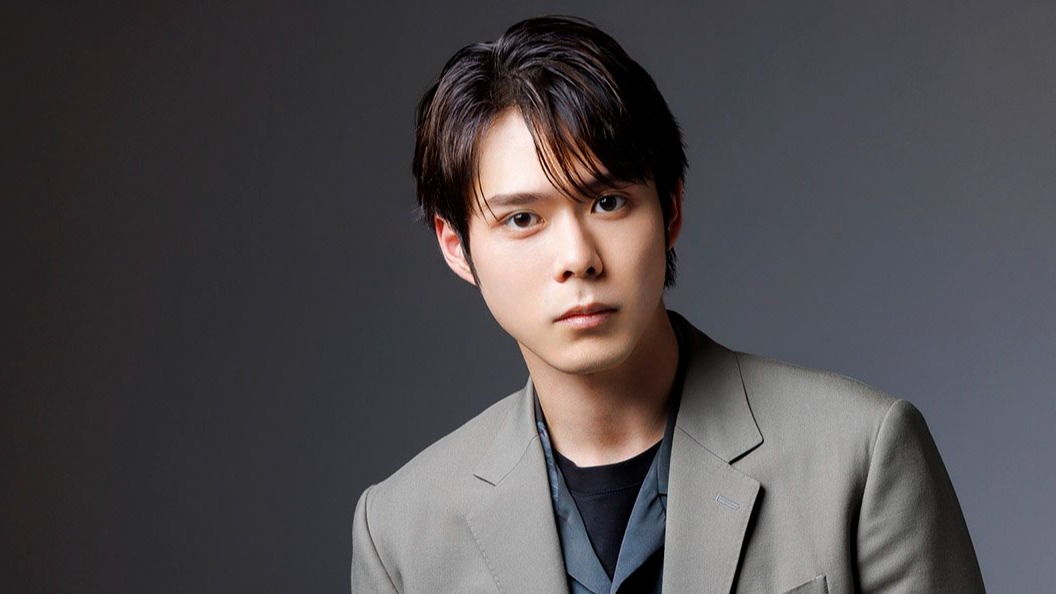 眼神澄澈的演員細田佳央太,在電影《新幹線驚爆倒數》與晨間劇《紅豆麵包》表現亮眼!