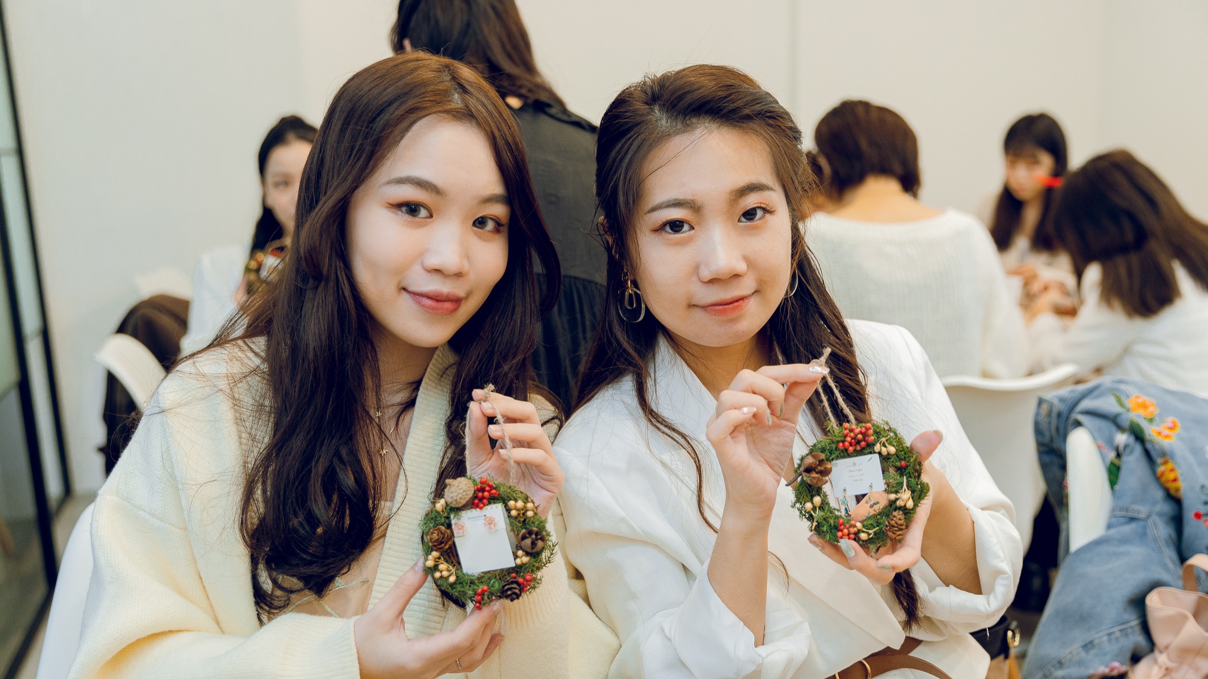 Japaholic girls聖誕午茶！白色、金色的主視覺色調搭配osewaya飾品，整場活動充滿夢幻聖誕感！