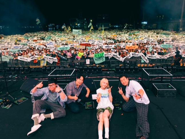 【訪問】從遠端到錄音室現場！拍謝少年與 AYUNi D 跨國碰撞音樂與文化火花