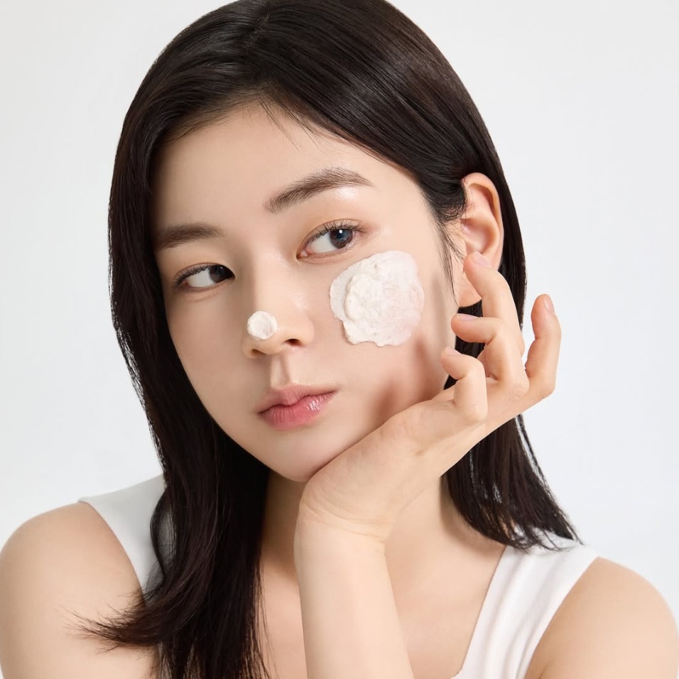 2026最強日牌洗面乳 TOP8：這款「缺貨王」洗完像水飛梭，毛孔乾淨到會發光