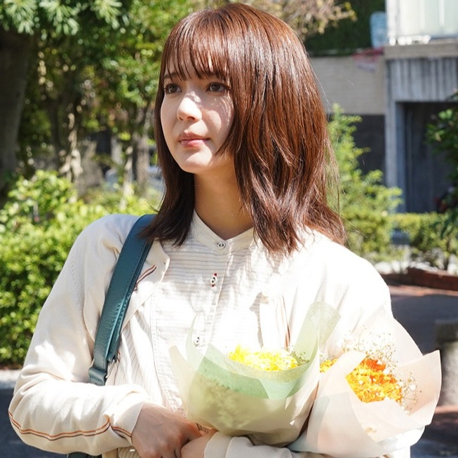 2023秋季日劇《至愛之花》初回劇評:男女之間有純友誼嗎?無法兩人一組的他們該何去何從?