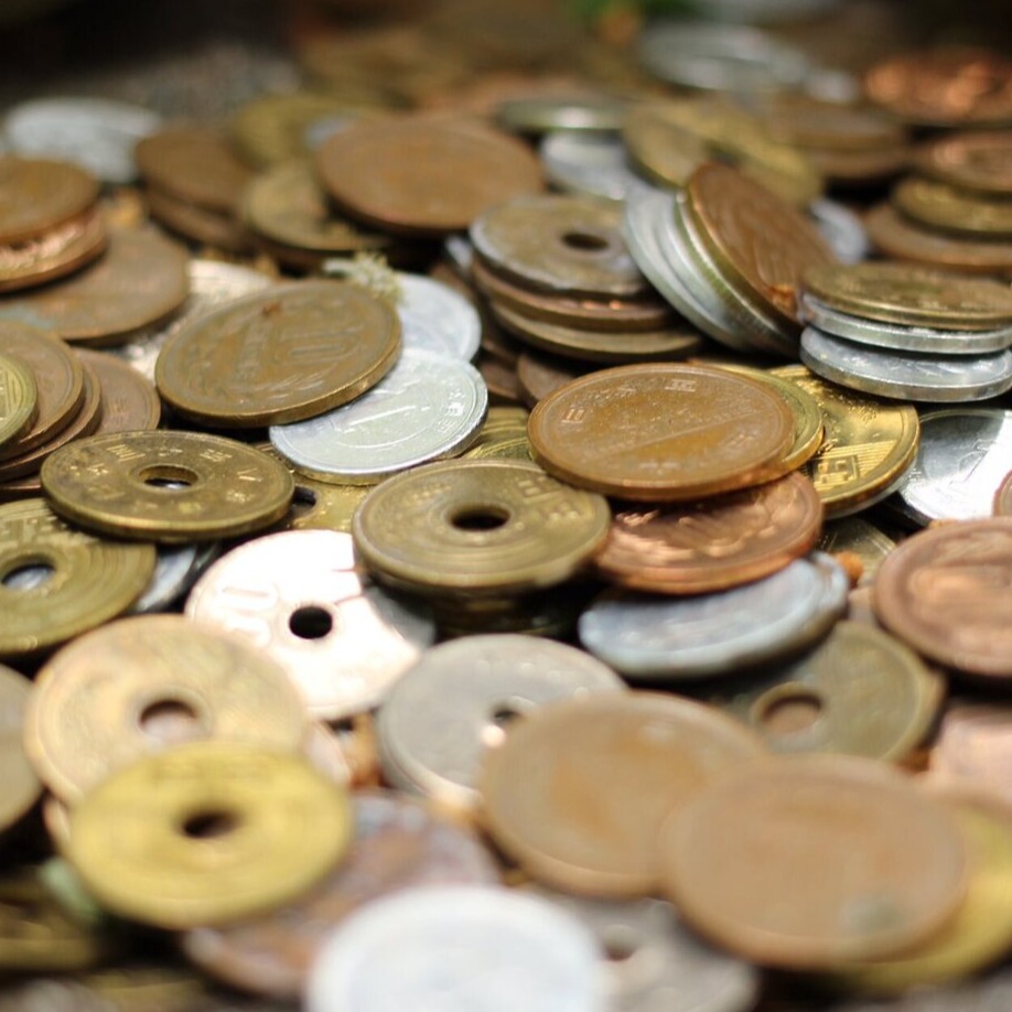 日本用錢幣存錢要收手續費？最大受災戶神社苦尋解決之道