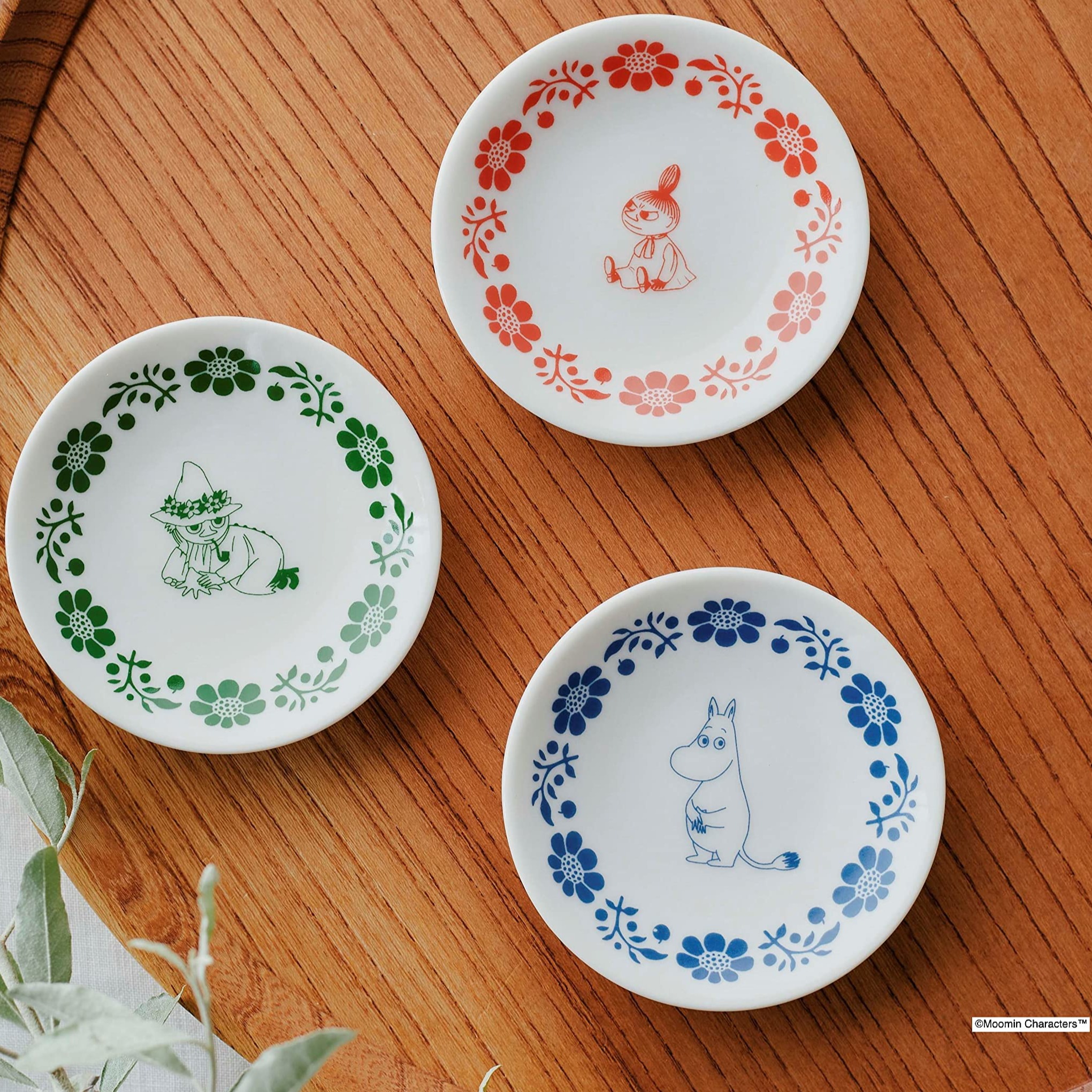 日本MOOK本贈品2022年10月最新情報!時髦秋冬包款&美顏按摩器帶你跟上流行