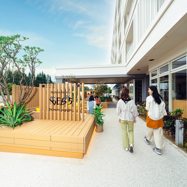 29歲以下就能超優惠住星野!「星野集團 BEB5 沖繩瀨良垣」七月開幕 度過夏季悠閒美好時光