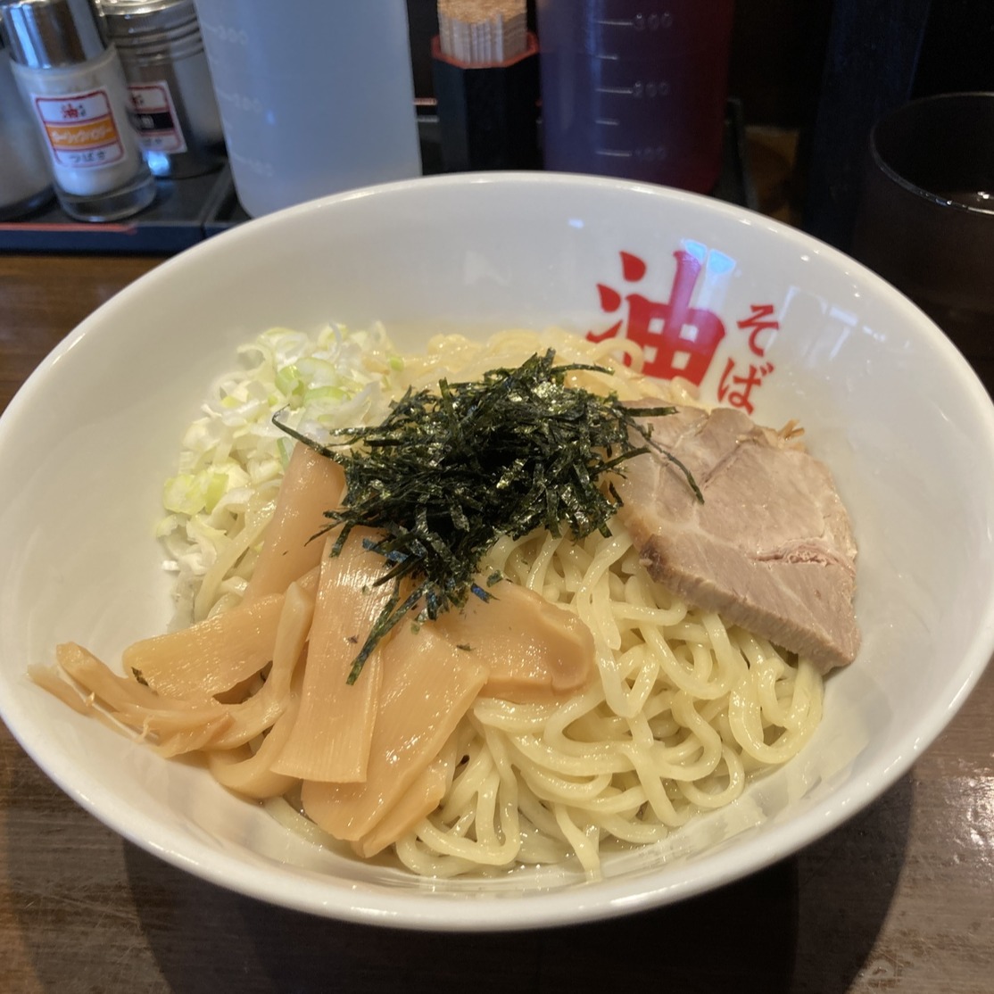 連韓團歐巴也為之瘋狂!日本隱藏美食大公開—你吃過「油麵」嗎?