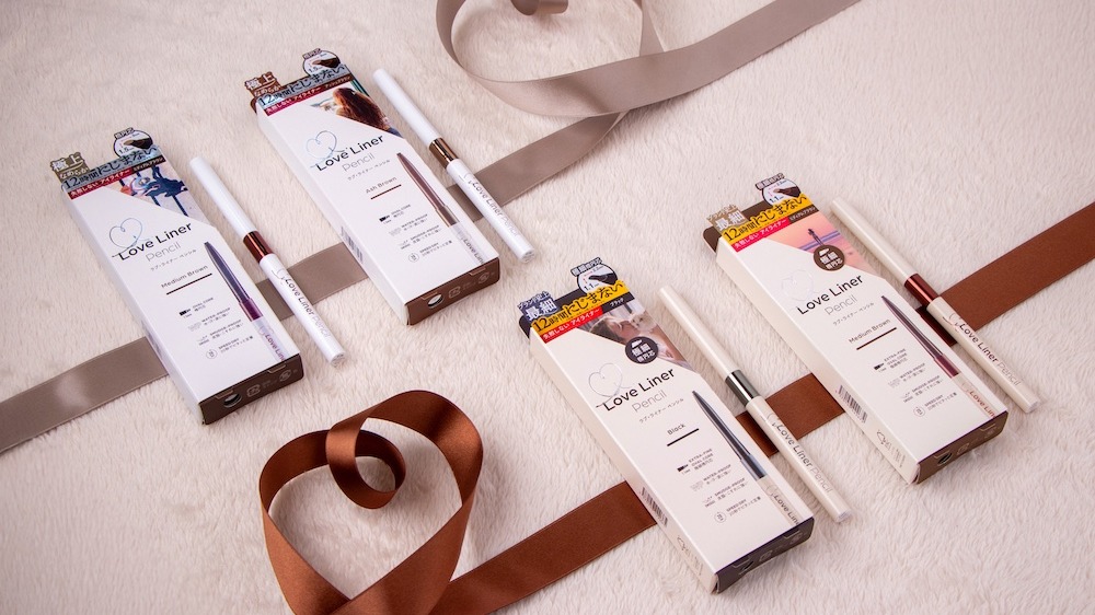 聖誕跨年都要完美抗暈！Love Liner 隨心所慾超防水極細眼線筆零技巧畫出魅力眼妝