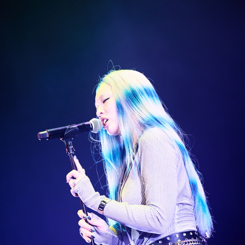 Z世代饒舌女王恰米娜CHANMINA首登寶島開唱!演唱會樂喊最愛台灣這一味