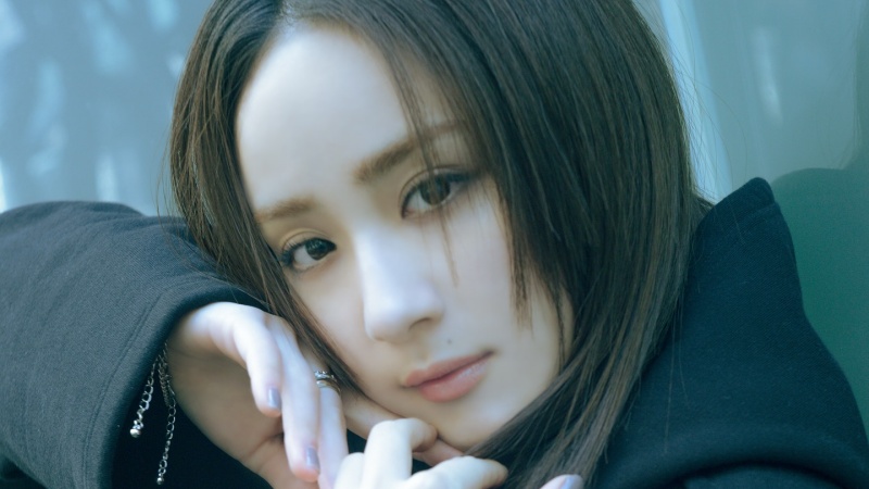 演員平祐奈在日劇《從奪走你的那天起》扮演大森南朋的病嬌女兒,拓展戲路拚演技!
