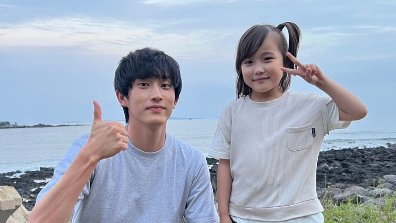 2023夏季日劇《元氣囝仔》:杉野遙亮飾演傲嬌書法家,在美麗的五島列島展開新生活!