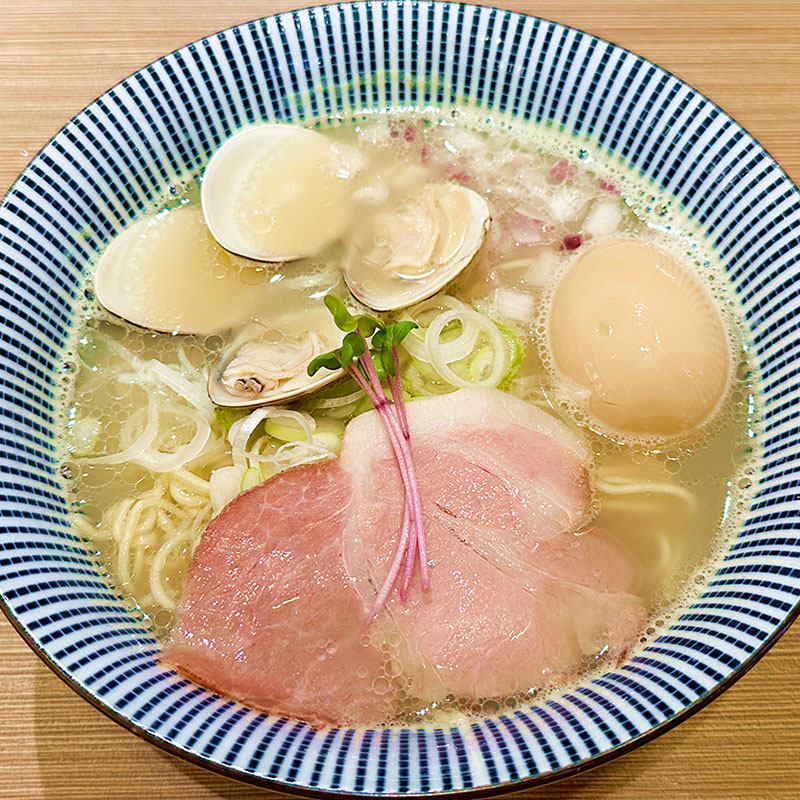 京都地元拉麵名店「きた田（KITADA）」鮮甜貝高湯濃郁不膩口，吃到最後一口都美味