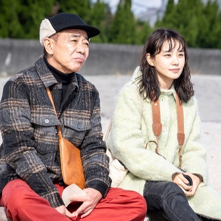 2024冬季日劇推薦《春暖花開的那一天》：細膩刻劃父女倆的最後三個月