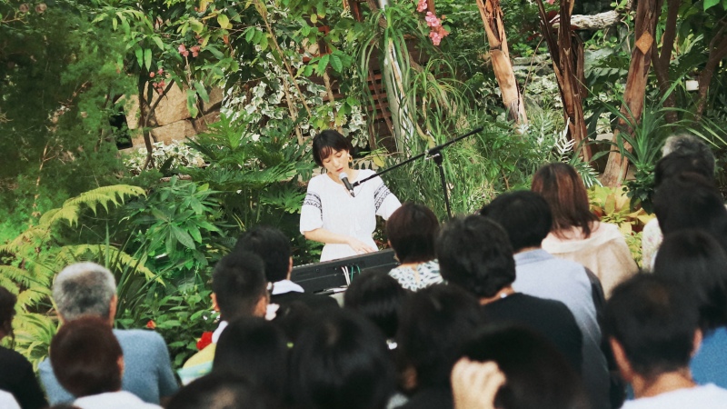 【JH專訪】日本創作歌手「日食なつこ」(Nisshoku Natsuko)9月來台!帥氣的鋼琴自彈自唱表演風格連二宮和也都超推