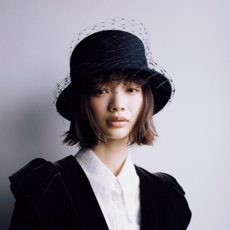 新生代演員「見上愛」主演Netflix日劇《高校禁愛令》,飾演為愛挺身而出的女高中生