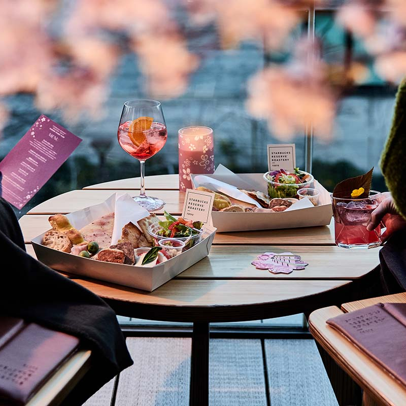 中目黑星巴克2026 年賞櫻套餐開放預約，想在櫻花搖滾區第一排優雅賞花喝咖啡的人快卡位