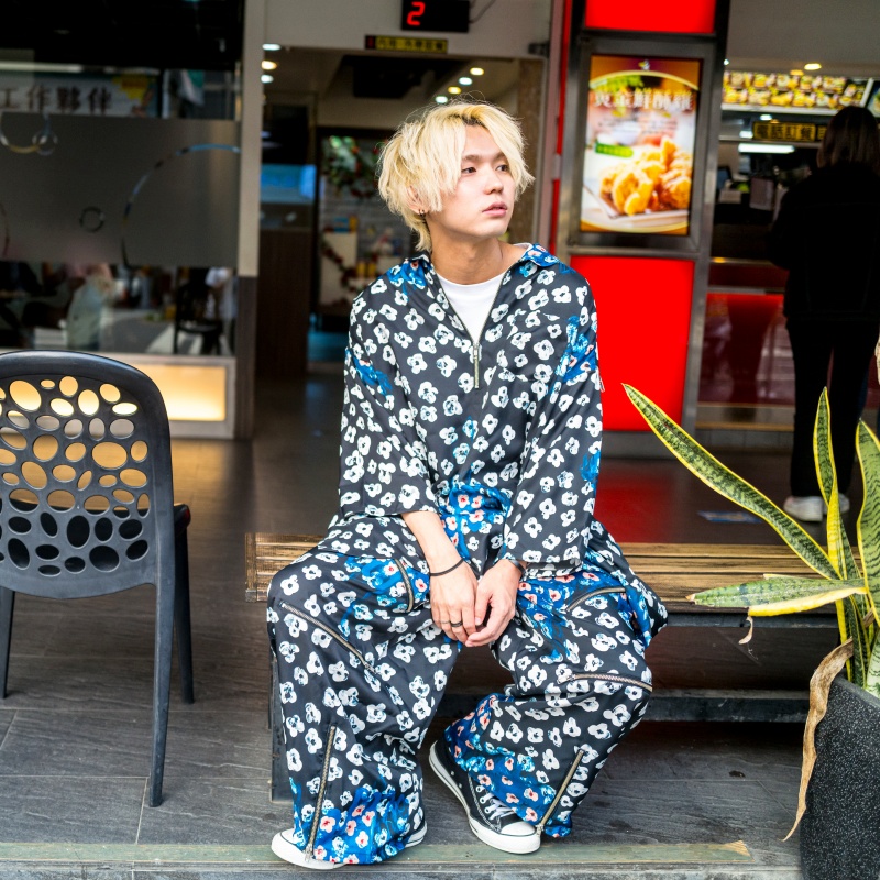 【JH專訪】秋山黃色首度來台演出「浪人祭」,又帥又可愛圈粉無數!毛遂自薦當栃木縣導遊,大推餃子與《萌菌物語》