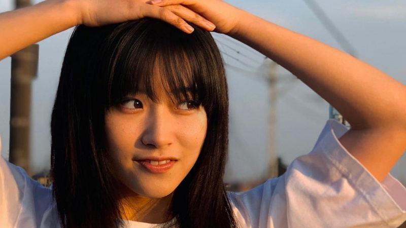 日本新生代美少女演員片岡凜,在日劇《解謊偵探少女》《女法官大人》表現出色亮眼!