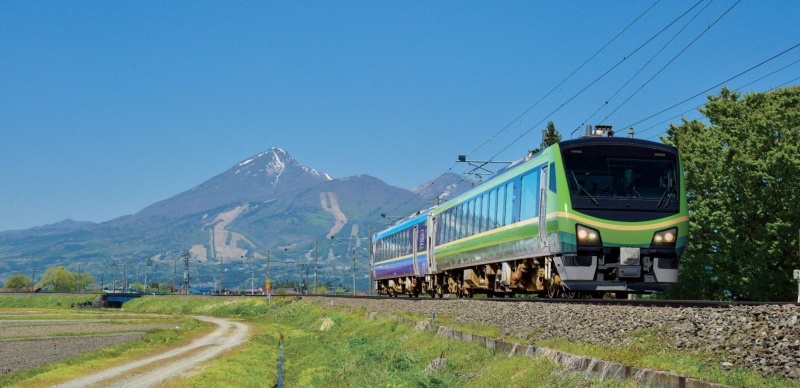 搭乘日本觀光列車「會津SATONO」，讓福島美景美食直送你面前！