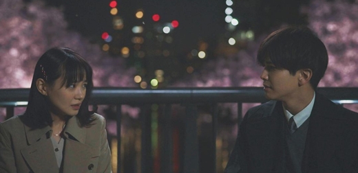 這座橋上的長椅是什麼約會聖地嗎？日劇最愛取景地「目黒川のなかめ公園橋」