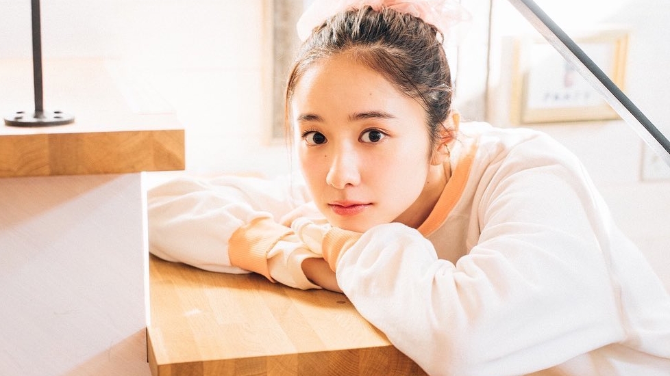 若草四姊妹介紹-不懂戀愛又直率的二姊!日本女演員堀田真由介紹