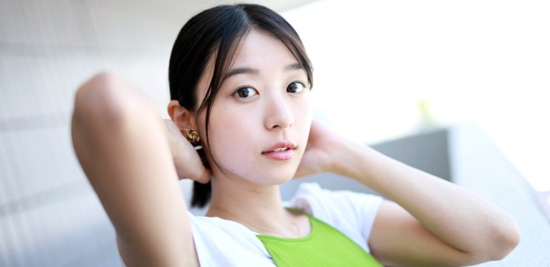 日本實力派演員「鳴海唯」介紹，在演藝之路持續努力的耀眼新星！