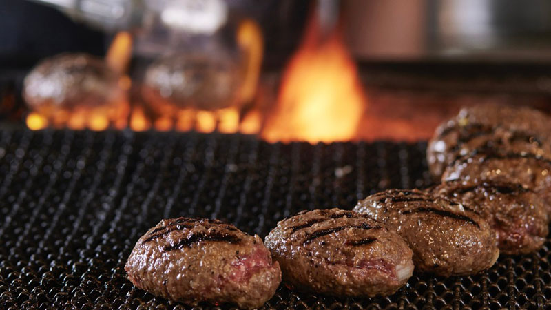 澀谷必吃漢堡排名店「挽肉と米(絞肉與米)」!排隊登記攻略與吃法教學一次告訴你