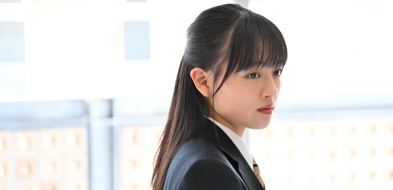 在日劇《御上老師》表現亮眼的新生代演員「上坂樹里」也是人氣模特兒！