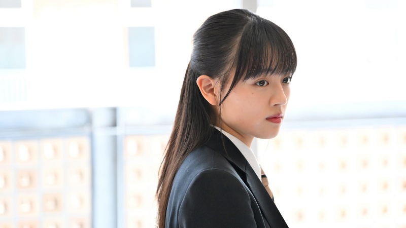 在日劇《御上老師》表現亮眼的新生代演員「上坂樹里」也是人氣模特兒!
