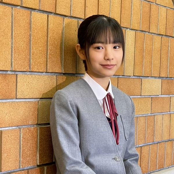 下一個新生代閃亮新星！《妻子變成小學生》中的超可愛女高中生當真あみ