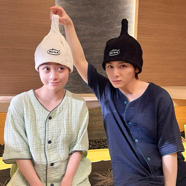 日劇《獻給國王的無名指》橋本環奈跟山田涼介的情侶睡衣！不只好穿可愛更出自日本老字號品牌