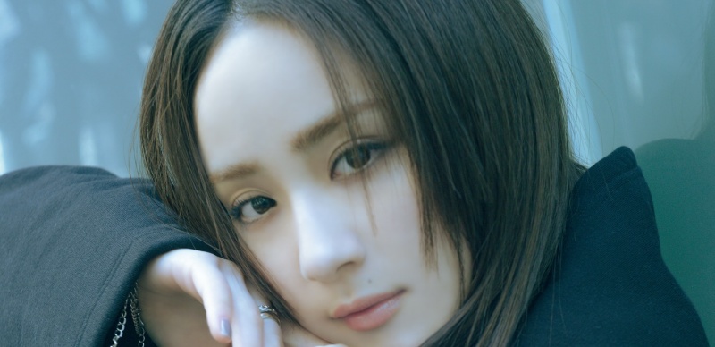 演員平祐奈在日劇《從奪走你的那天起》扮演大森南朋的病嬌女兒，拓展戲路拚演技！