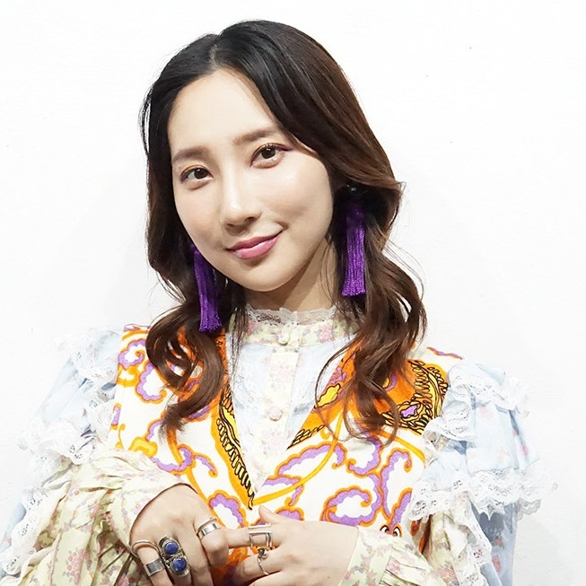 全方位藝人演員「初夏優香」在大河劇《致光之君》生動詮釋平安時代才女清少納言!