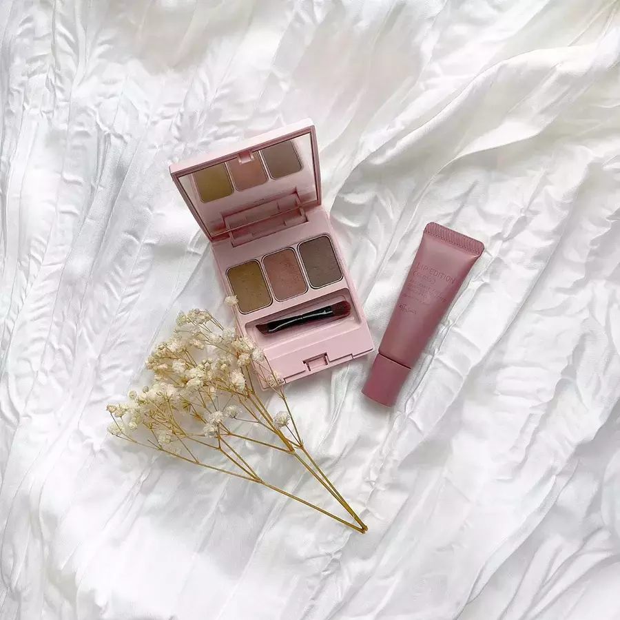 口罩妝訣竅:選用柔和的色調