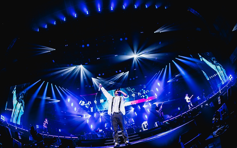 UVERworld 演唱會燈光
